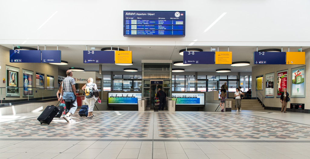 Mosaikfußboden im Bahnhof Aschaffenburg