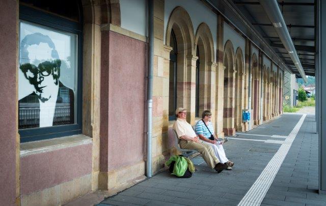 Konterfei Konrad Zuse am bahnhof