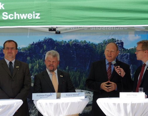 Dirk Flege, Allianz pro Schiene, moderiert die Talkrunde