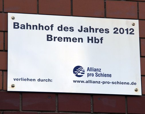 Siegertafel am Bahnhof Bremen