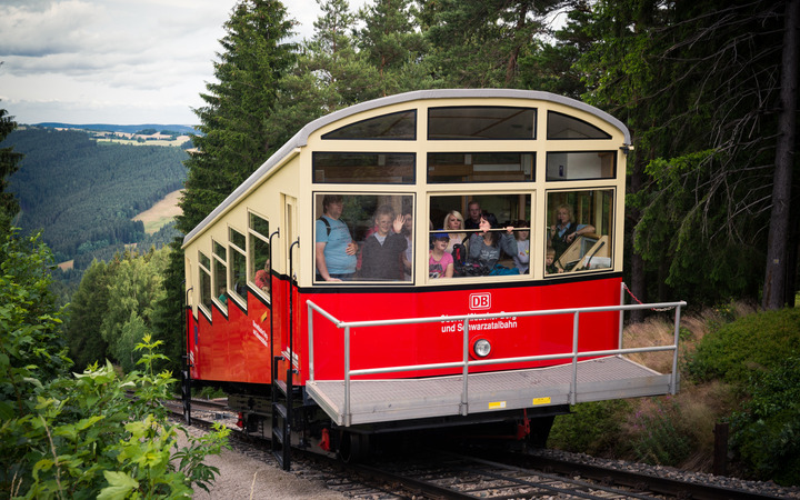 Ein Wagen der Oberweißbacher Bergbahn