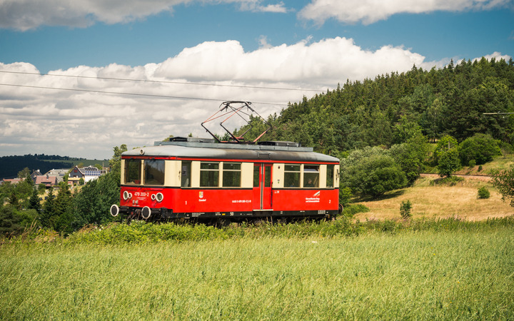 Zug auf der Strecke