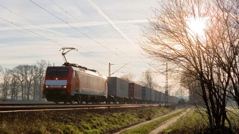 Finanzierung: DB Schenker Rail - Containerzug mit Ellok BR 189 bei Diersfordt
