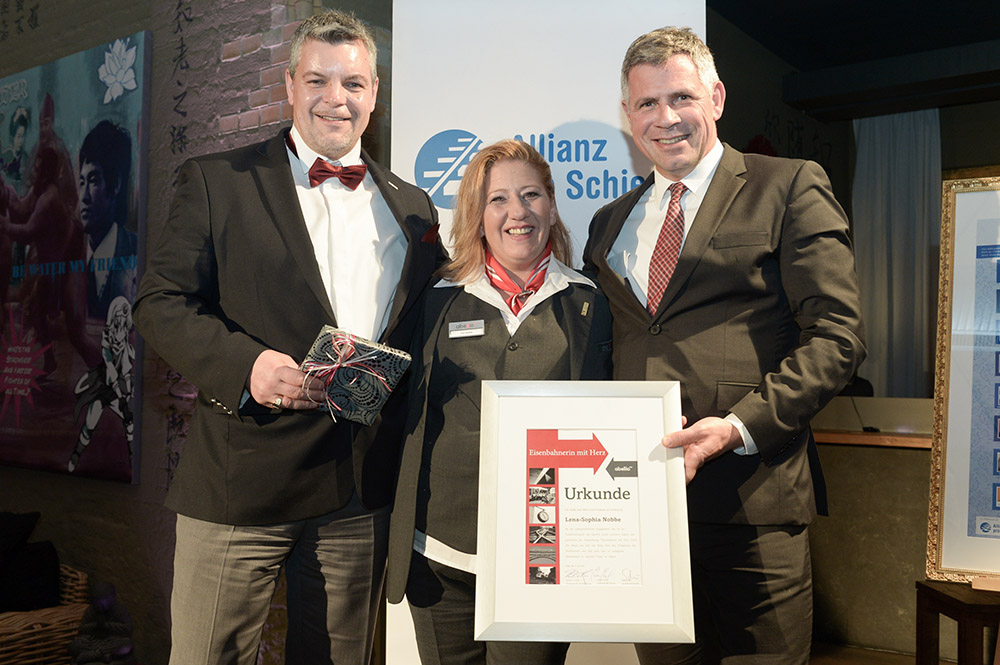 Eisenbahner mit Herz 2016 - Sieger-Gala - Nobbe mit Abellio -Chefs