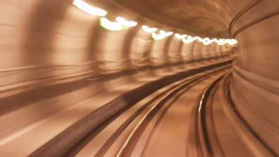 Tunnelblick: Der Bundesverkehrswegeplan legt den Kurs der Bundesregierung für die nächsten Jahrzehnte fest. Statt modern und visionär ist die neue Verkehrsplanung vor allem eins: straßenlastig.