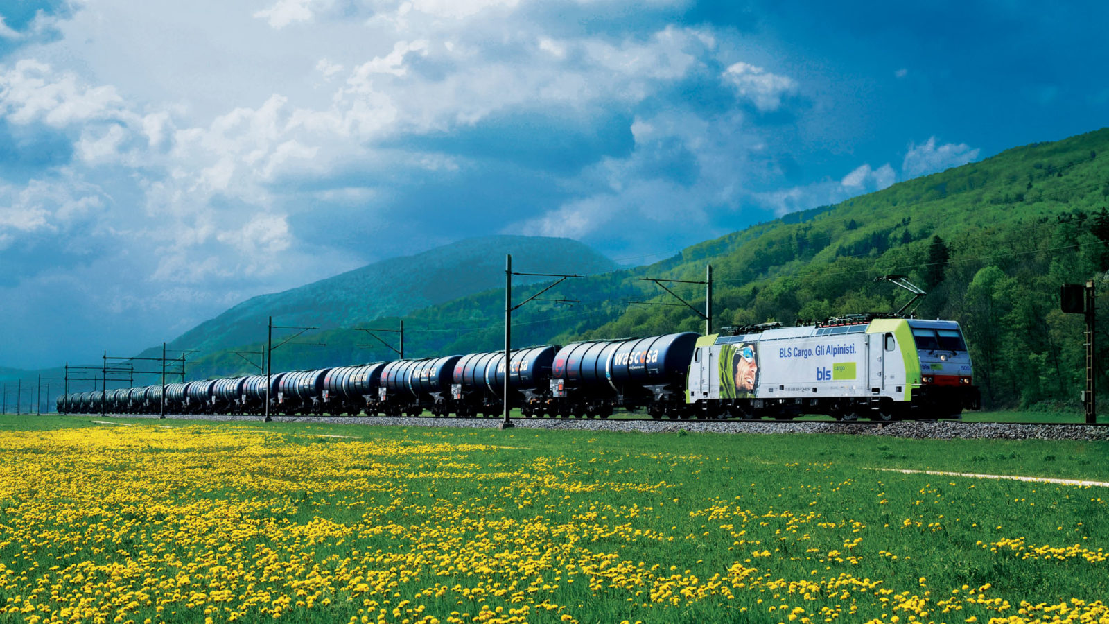 Wascosa Güterzug: Verkehrsverlagerung auf die Schiene ist ein Beitrag zum Klimaschutz