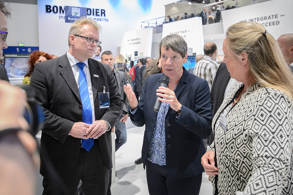 Bundesumweltministerin Barbara Hendricks auf der InnoTrans 2016