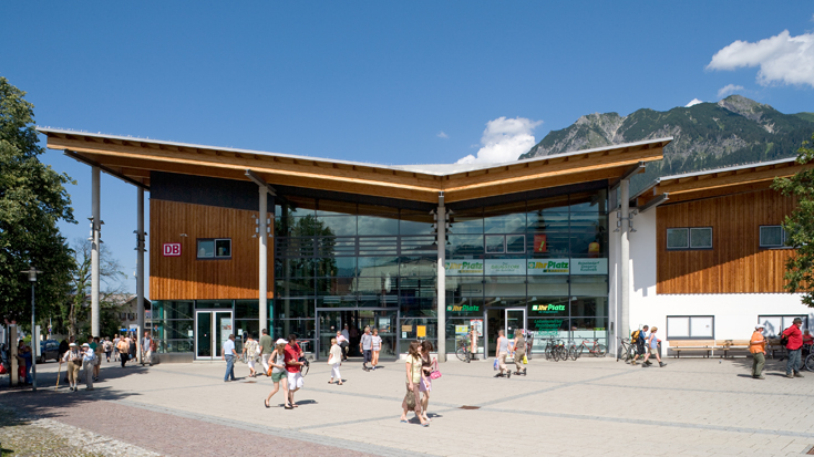 Der Bahnhof Oberstdorf in Bayern