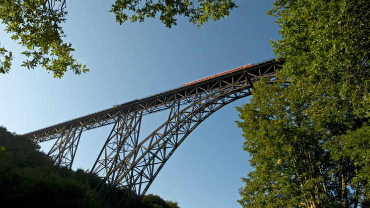 Die höchste Eisenbahnbrücke Deutschlands ist 107 Meter hoch