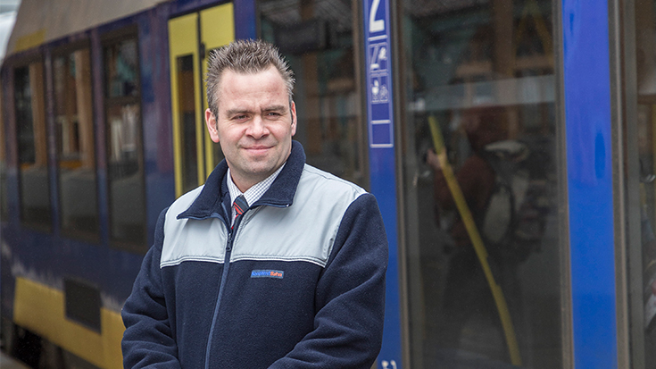 Swen Sengebusch erhielt 2018 die BRONZE-Auszeichnung für den Wettbewerb Eisenbahner mit Herz der Allianz pro Schiene