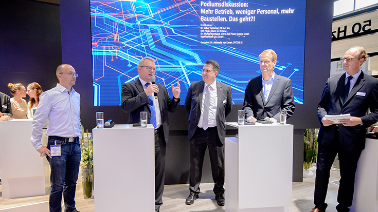 Allianz pro Schiene-Geschäftsführer Dirk Flege bei der Podiumsdiskussion 