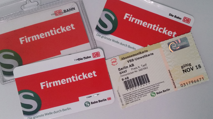 Rückenwind für Jobtickets: Der Bund plant eine Steuerbefreiung für Fahrten mit umweltfreundlichen Verkehrsträgern. Darunter fallen Firmentickets, aber auch Dienst-Fahrräder und Pedelecs.