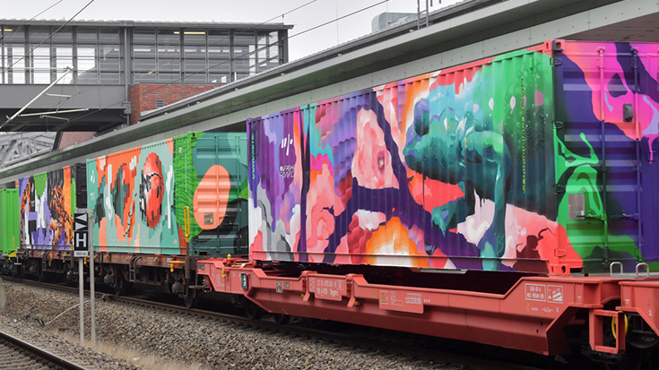 Eine Reise für den Klimaschutz: Noah's Train hält in Berlin - Dirk Flege, Svenja Schulze (Allianz pro Schiene)