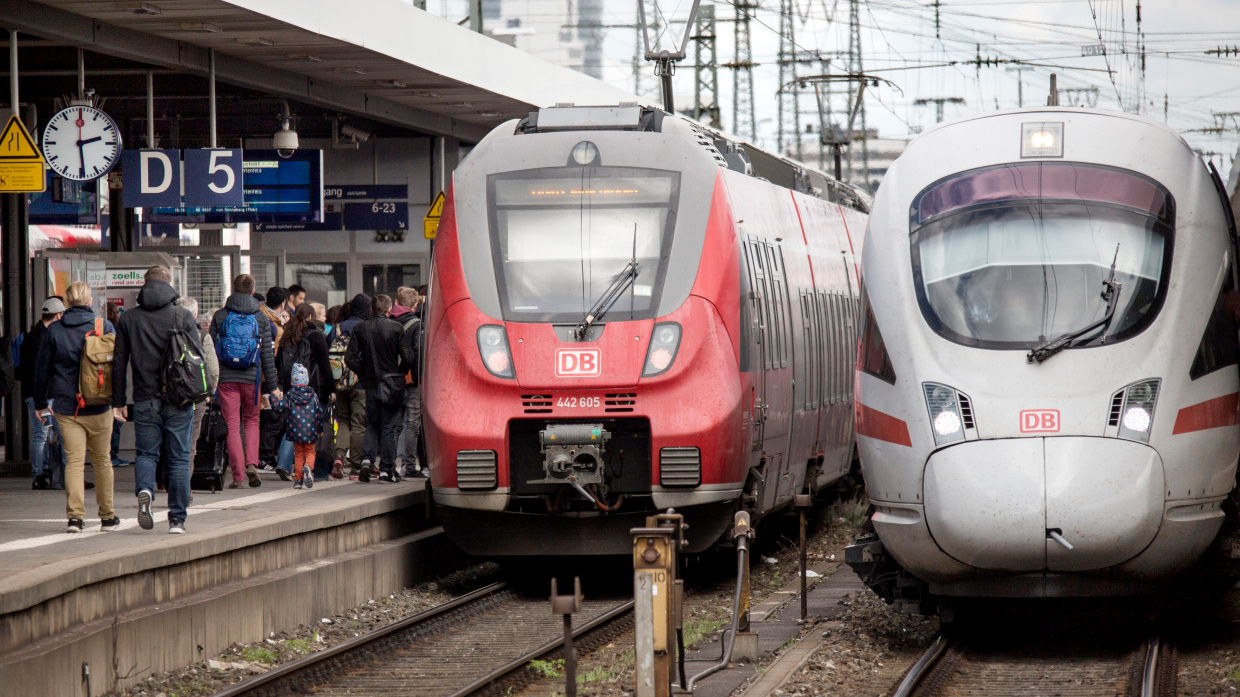 Kostenlose Bahnfahrten für Soldaten sind sinnvoll. Aber sie müssen von der gesamten Gesellschaft und damit vom Bund finanziert werden, fordert die Allianz pro Schiene.