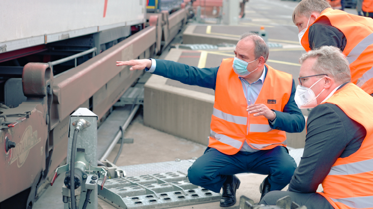 Genauer im Blick: Luxemburg denkt die Verkehrspolitik ganzheitlich. Dazu gehört selbstverständlich auch die Verlagerung von Gütern auf die Schiene.