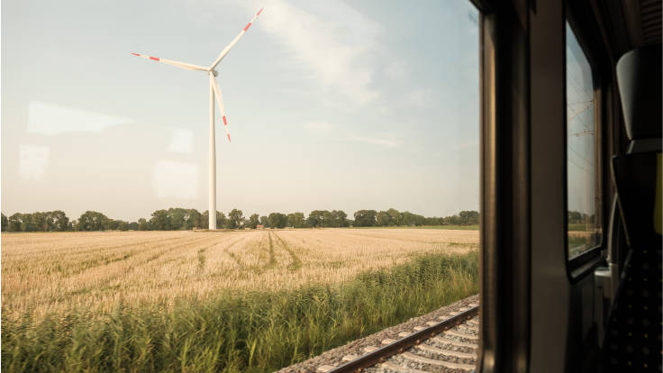 Bahnfahren ist umweltfreundlich.