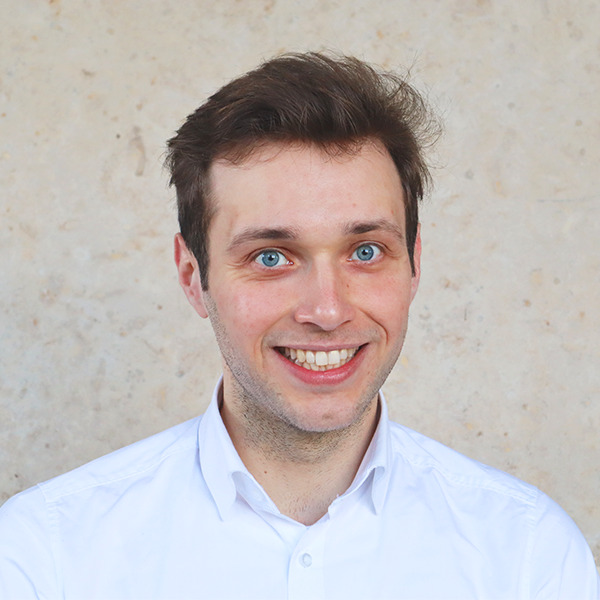 Patrick Balasa bei der Allianz pro Schiene