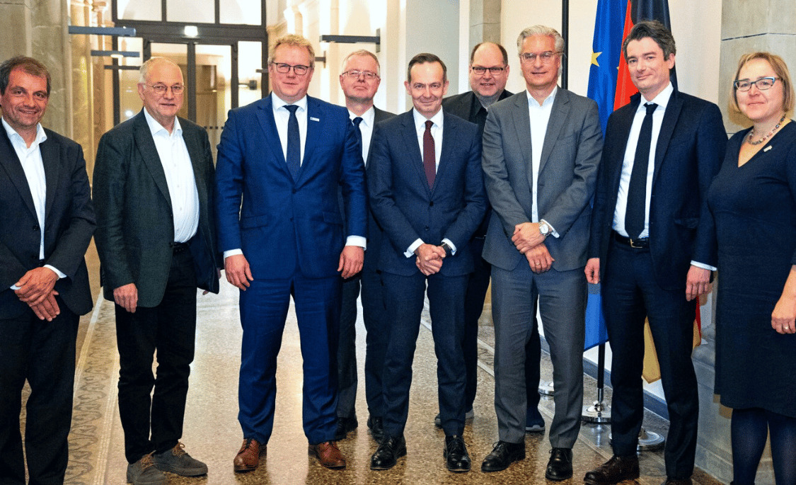 Direkten Austausch mit dem neuen Bundesverkehrsminister Volker Wissing der Bahnverbände.