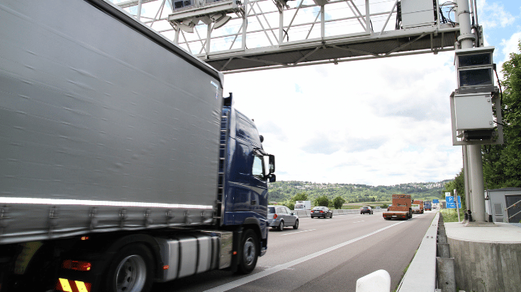 Gigaliner auf deutschen Straßen