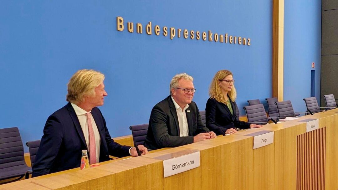 Allianz pro Schiene, BSN und VDB stehen in der Bundespressekonferenz Rede und Antwort